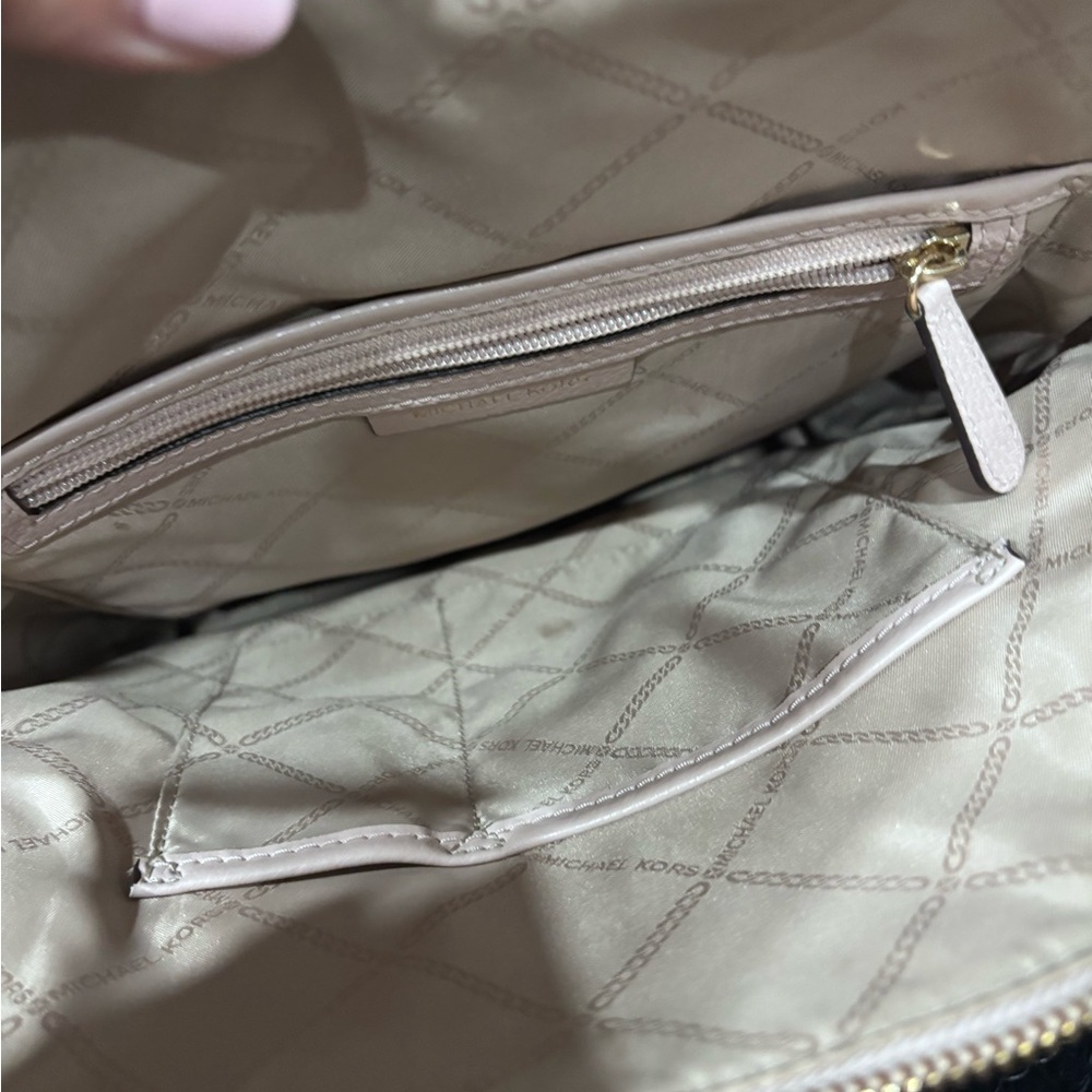 Michael Kors  Rhea Medium Slim Leather Backpack blush - Picture 3 of 7